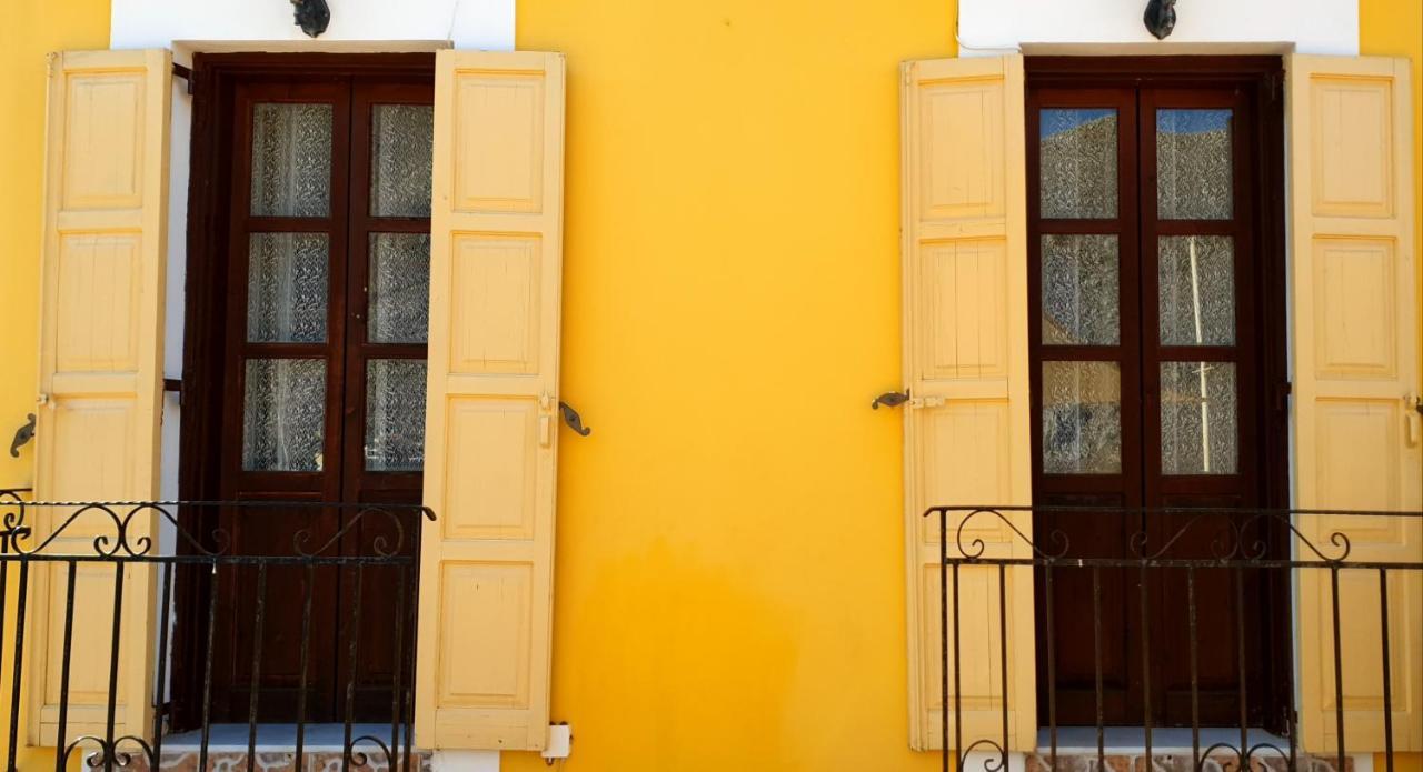 Gompos Apartment - Cozy Apartment Next To The Sea - Amazing Sea View Symi Exterior foto