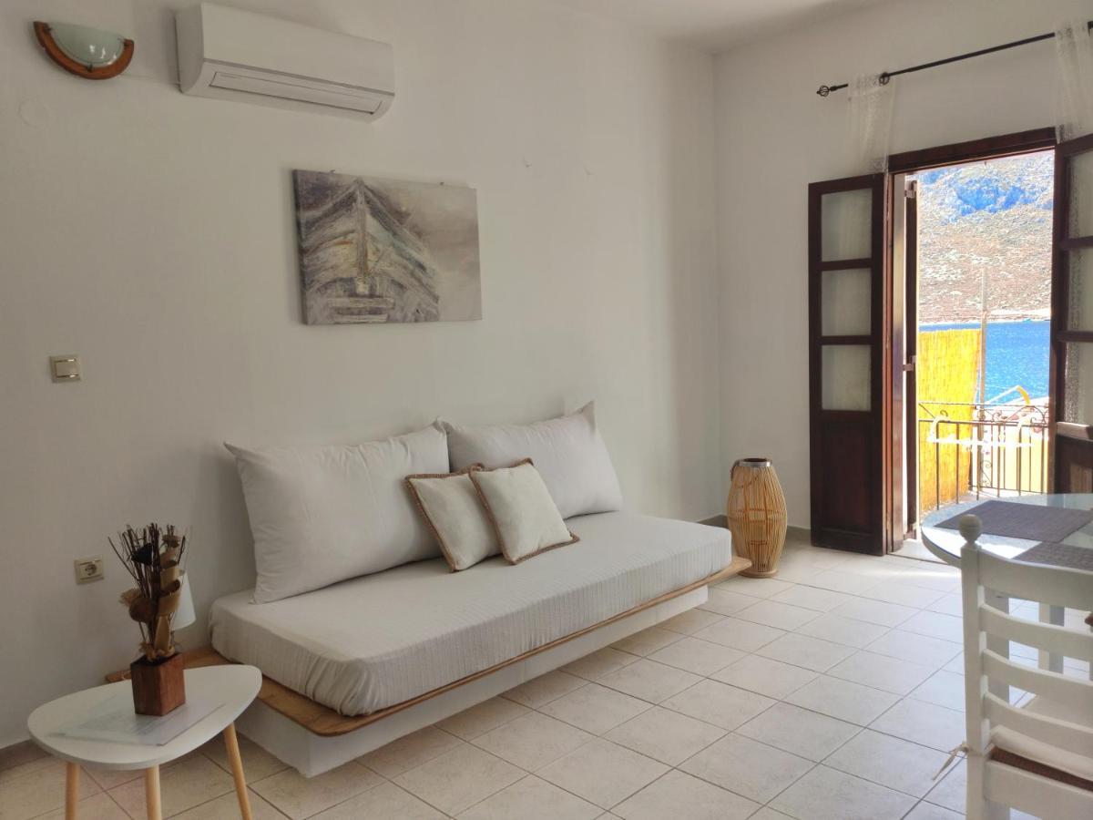 Gompos Apartment - Cozy Apartment Next To The Sea - Amazing Sea View Symi Exterior foto