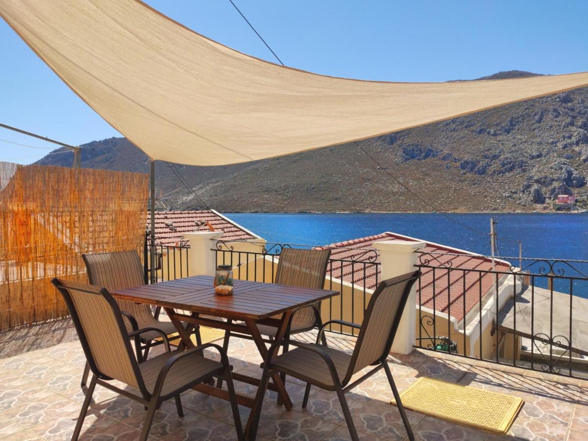 Gompos Apartment - Cozy Apartment Next To The Sea - Amazing Sea View Symi Exterior foto