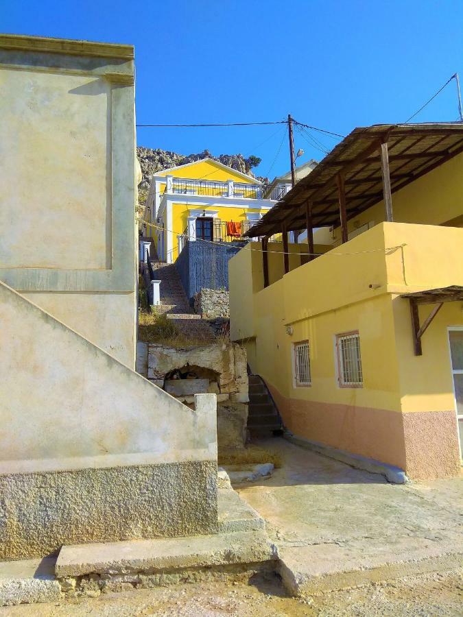 Gompos Apartment - Cozy Apartment Next To The Sea - Amazing Sea View Symi Exterior foto